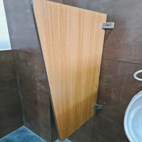 Hpl Urinal Partition