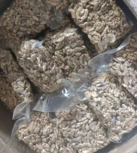 Kashmiri Snow White Walnut Kernels