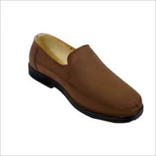 Brown Mens Shoes - Design: Gents Plastic Footwear