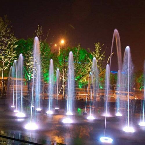 Decorative Fountain - Color: Silver