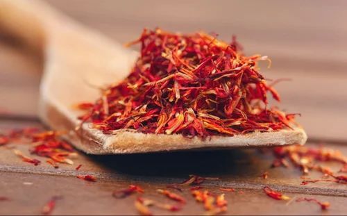 Pure Fresh Kashmiri Saffron - 100% Purity, Red Color | FSSAI Certified, Dried Style, Shelf Life of 24 Months, Food Usage