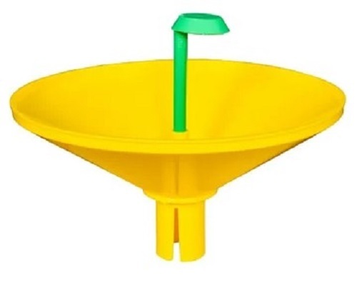 Water Pheromone Trap - Plastic Material, Manual Power Source, Yellow Color | Smooth Functioning, Tested on Quality Parameters, Designed for Agriculture Insect Control