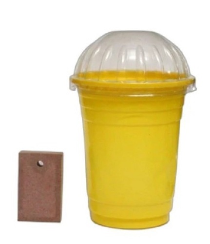 Plastic Pheromone Glass Traps - Plastic Material, Yellow Color, Plain Pattern, Crack Resistance | Manual Power Source, Agriculture Insecticide Trap