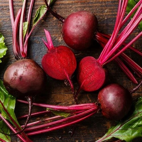 Fresh Organic Beetroot - Chopped Style Cooked, A Grade Fresh Vegetables with 5 Days Shelf Life | Ideal for Cooking, Stored in Cold Storage