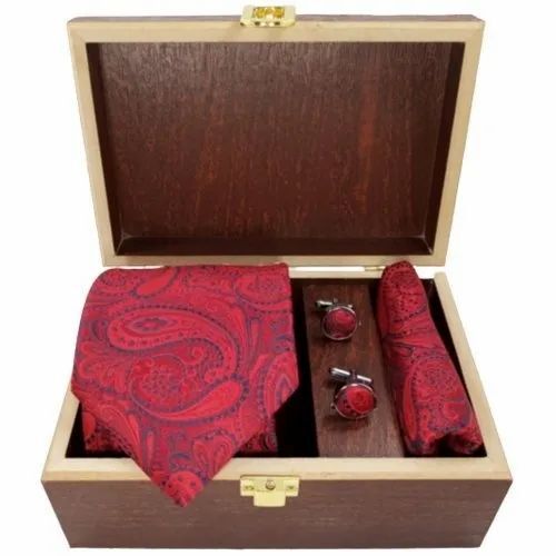 Men Red Printed Necktie Set