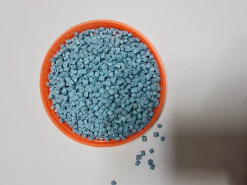 PBT Sky Blue 20% Glass Granules - Industrial Grade, Recycled Material | Durable Build, Eco-Friendly Application for Plastic Industry