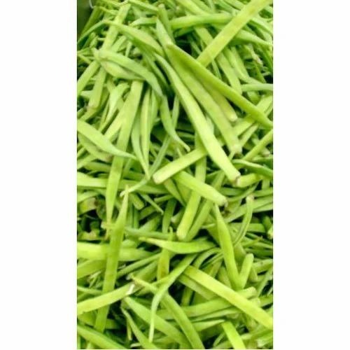 Gawar Phali - Fresh A Grade Chopped Vegetables | Available in 5 Kg, 10 Kg, 20 Kg Carton or Gunny Bag - Optimum Quality, Common Shape, Cooked Style