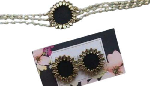 Good Quality Fashion Necklace Sets - New Jewelry Set Contains Necklace, Earrings, Ring - Elegant Golden & Black Design for Women, Perfect for Parties