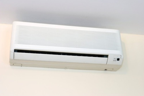 Split Air Conditioner - Capacity: 4 Ton/Day