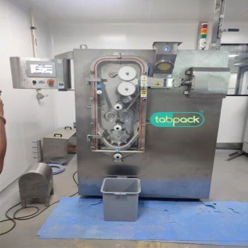 Roll Compactor Cantilever Model