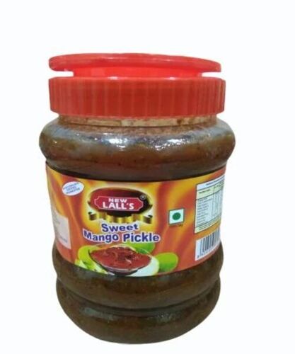 Spicy Mango Pickles - 1 Kilogram, Sliced Shape, 12 Months Shelf Life | Tasty and Flavorful, Ideal for Home and Hotel