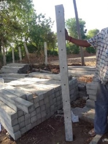 Concrete Fencing Pole - Customized Size, Crack Resistant Concrete | Easy Installation, Low Maintenance