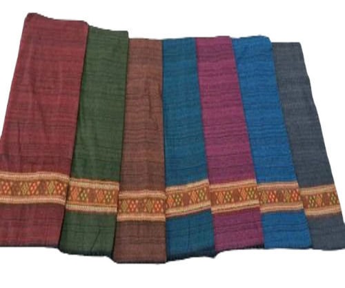 Ladies Woolen Shawl - Soft Multicolor Woolen Fabric, Plain Pattern for Winter Weddings