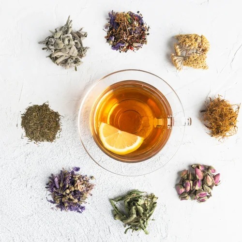 Organic Green Tea Blend - Customized Loose Leaves, Infused with Moringa, Black Pepper, Cinnamon, and Ginger - Rich in Antioxidants, Shelf Life 12 Months, Smooth Taste, Fresh Processing