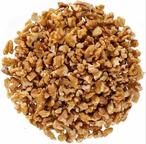 Kashmiri Walnut Kernel - 4 Piece Organic Shell Life: 12 Months, Brown Color, Grade A, Common Cultivation Type