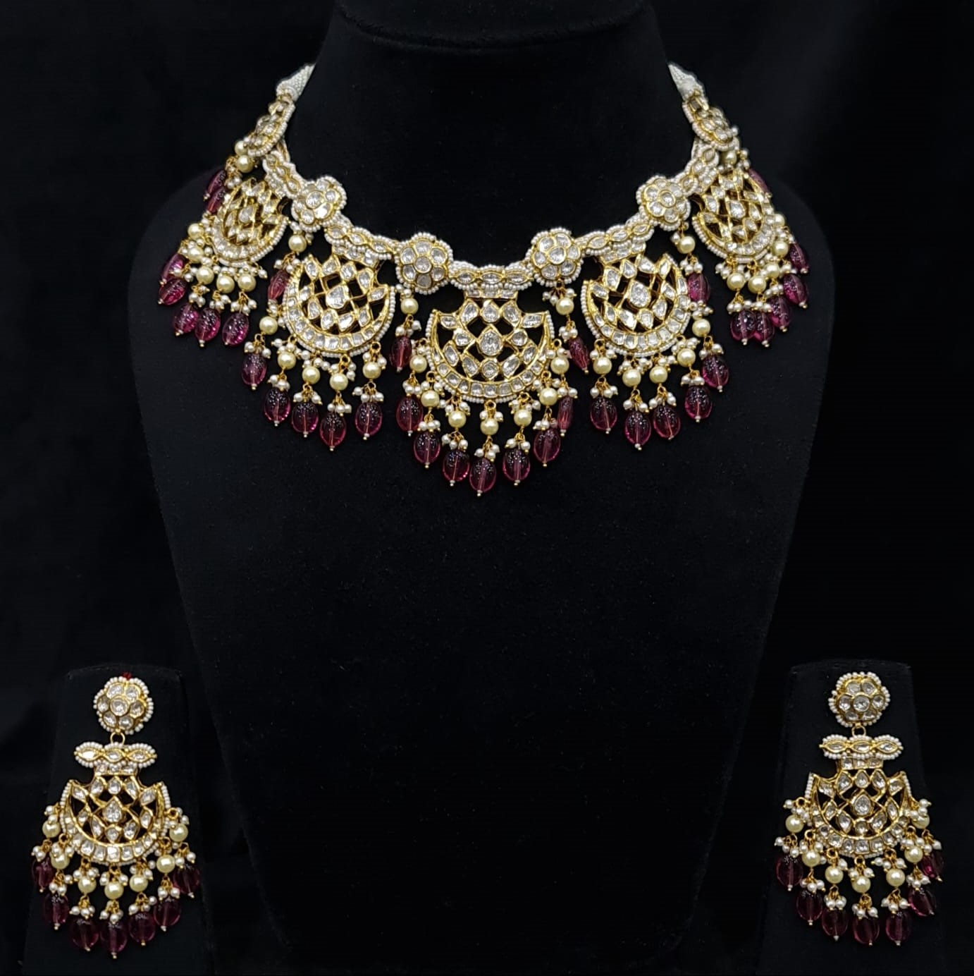 Gold Uncut Polki Diamond Pankhi Necklace Set