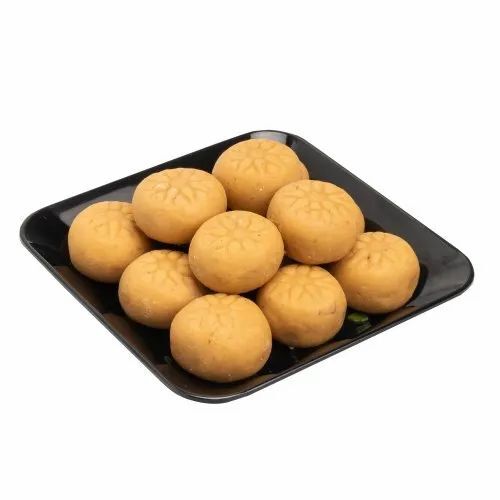 Mava Pista Round Peda - 1 Kilogram Regular Size | Fresh Quality Sweet Taste Good Quality Box Packaging