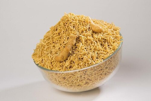 Aloo Bhujia - Besan Flour Masala Salted Snack, Yellow Color, Baked Processing, 15 Days Shelf Life, Air Tight Bag Packaging, Bitter Taste