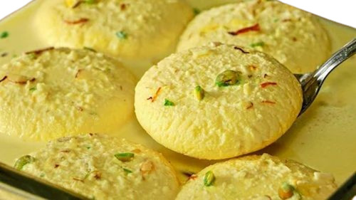 Fresh Sweet Rasmalai - Boxed Good Quality Dessert | Sweet Taste, Regular Size, Shelf Life of 12 Months