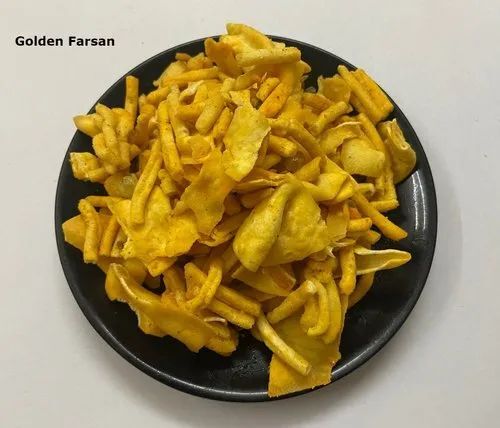 Golden Mix Farsan Namkeen - 1 Kilogram Packet, Tasty Spicy & Salty Snack with 6 Months Shelf Life