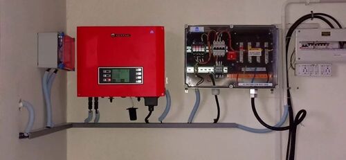 Solar Charge Controller - Max Voltage: 2 Volt (V)