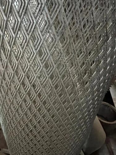 Iron Wire Mesh - Galvanized Iron, Standard Size, Gray Color, Features Square Holes | Easy to Install, Higher Strength, Corrosion & Weather Resistant