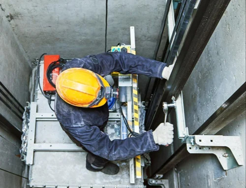Passenger Lifts Maintenance Services