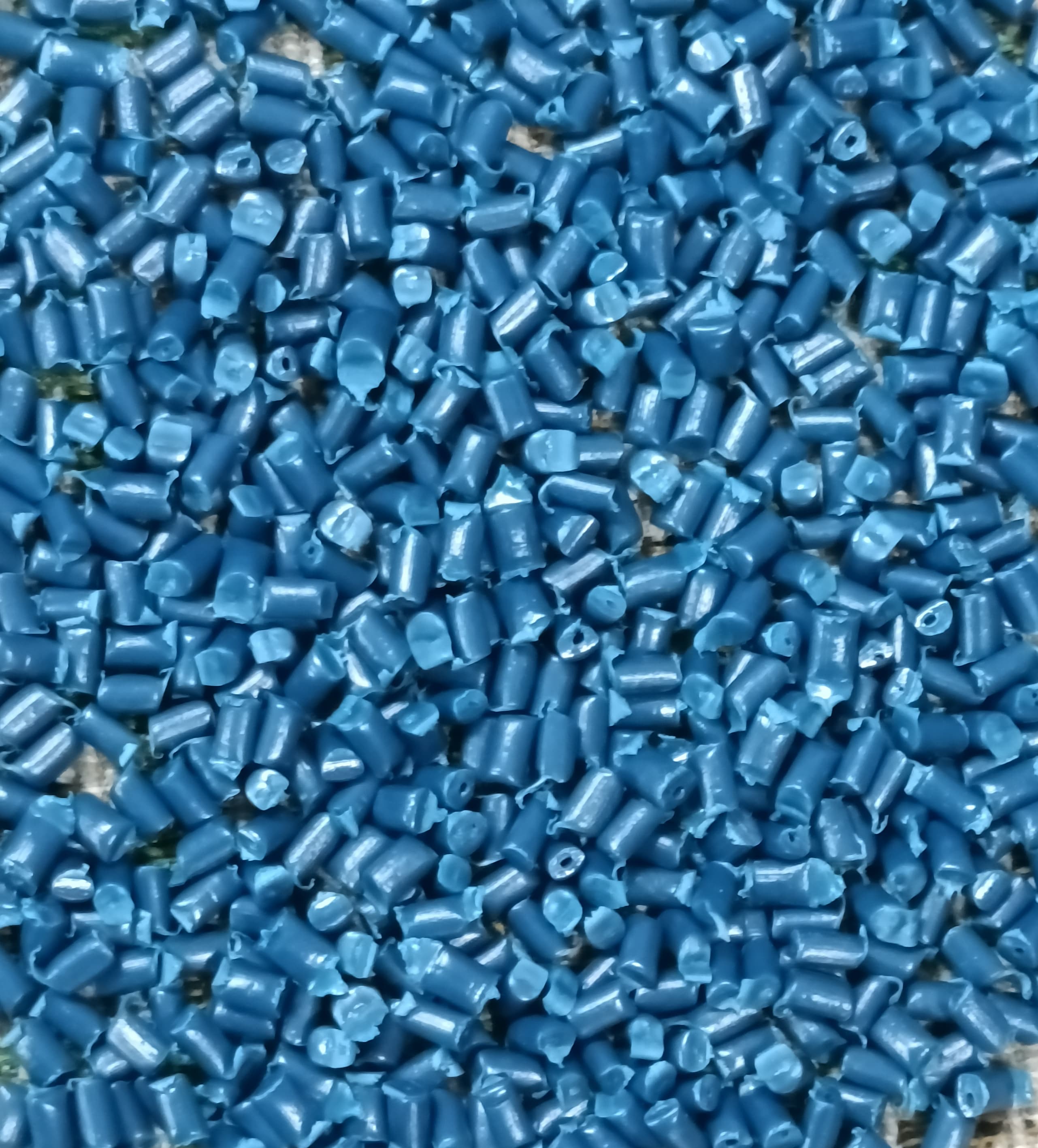 HDPE GRANULES 