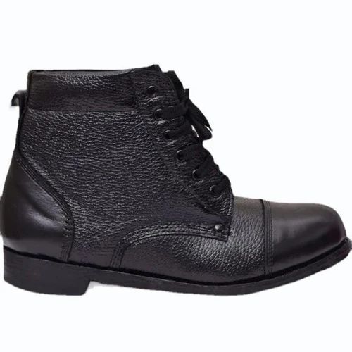 Leather Boots - Color: Black