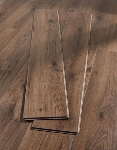 Rustic Oak Laminate Flooring - Material: Wood