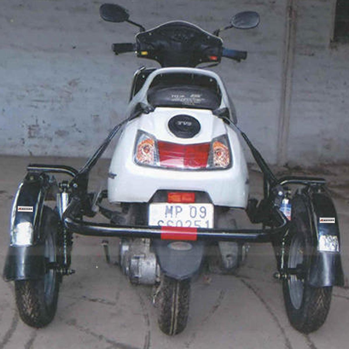 Scooter Side Wheel Attachment Jupiter