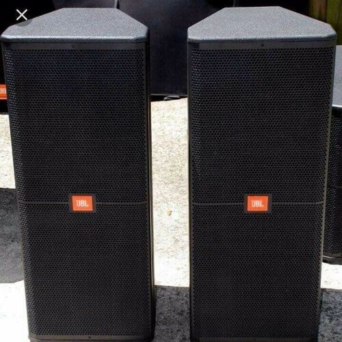Jbl Speaker Box - Color: Black