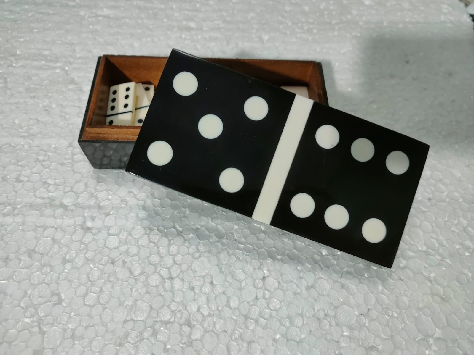 Resin Domino Box Black And White 