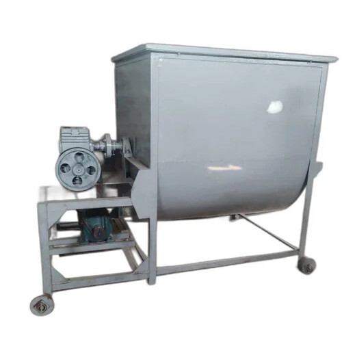 Cattle and Poultry Feed Mixer Machine