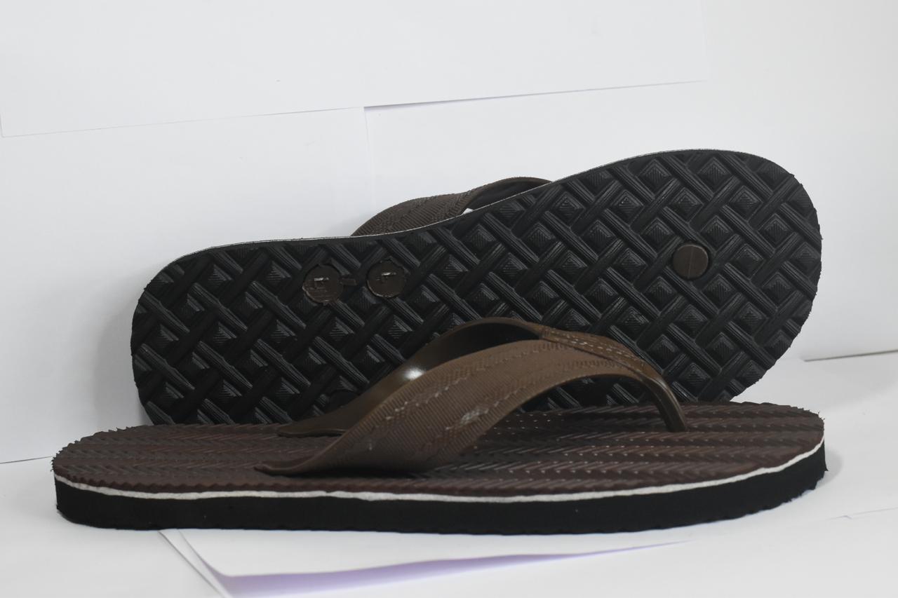 Gents Hawai Chappal - Rubber Upper, Lightweight, Brown & Black | Comfortable Flip Flops for Every Season, Eco-Friendly Design, Ergonomic Footbed