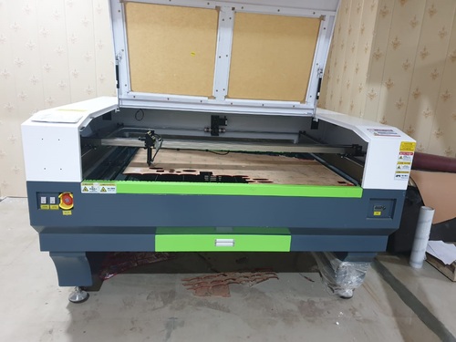 Co2 Laser Cutting Machine