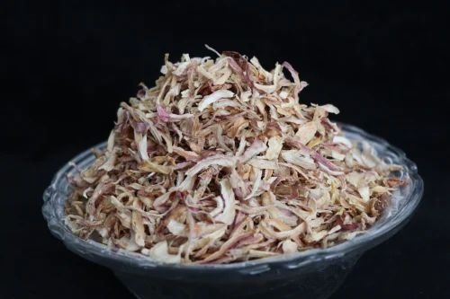 Dehydrated Pink Onion Kibble Flakes