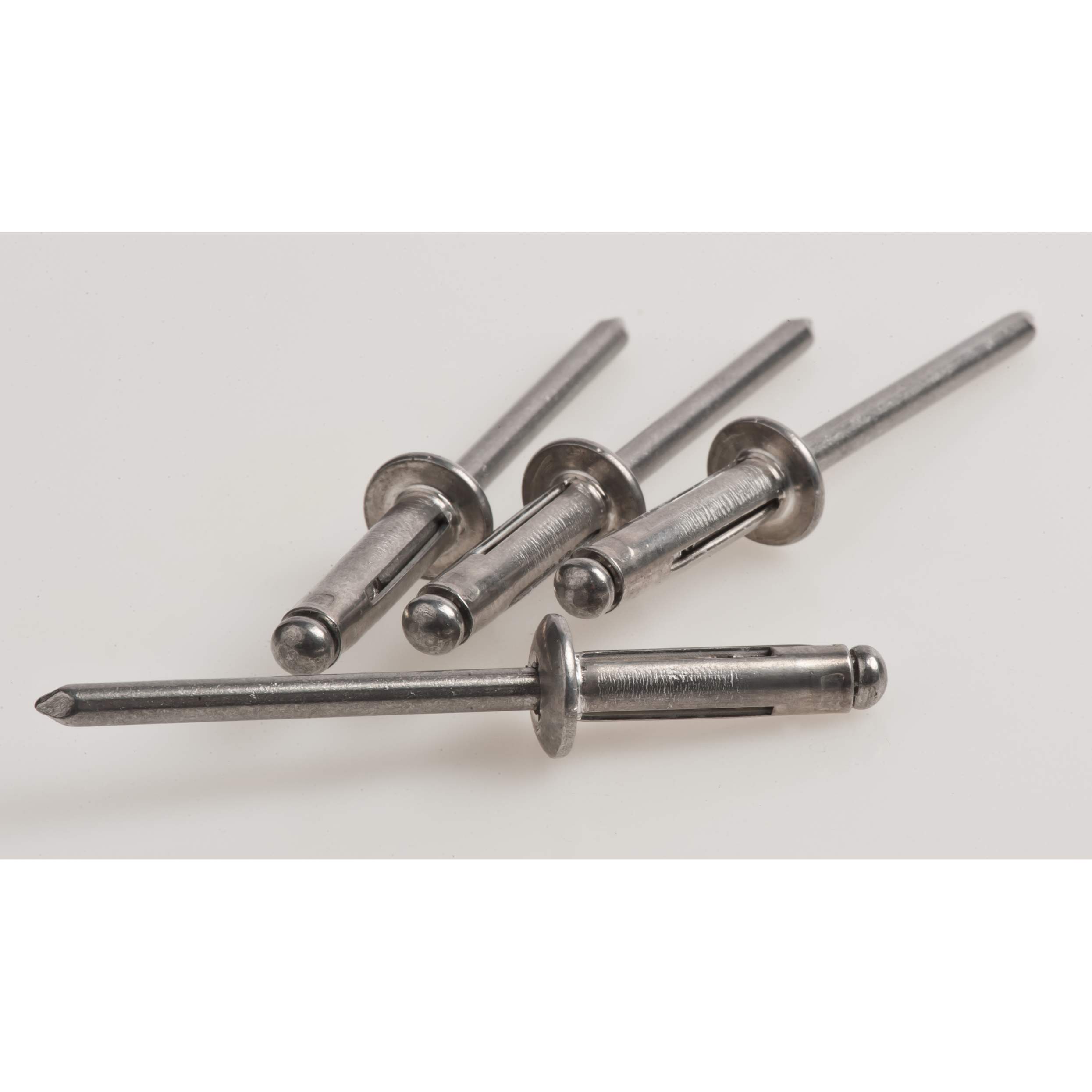 Tri-Fold(R) (Blind Rivets)