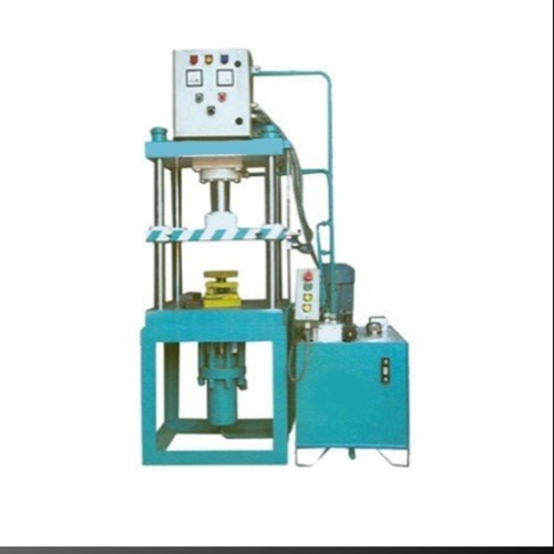 Four Pillar Type Hydraulic Press Machine - Color: Na