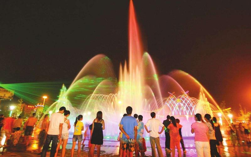 Musical Fountain Show - Color: Rgb