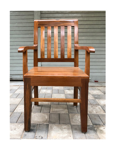 wooden chair 