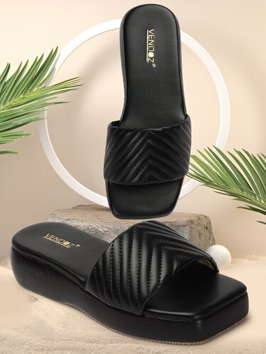 Ladies Stylish Slipper - Color: .