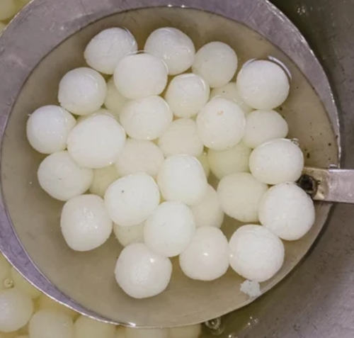 Sponge Rasgulla