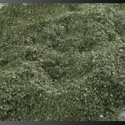 Organic Moringa Leaves - Ingredients: Herbs