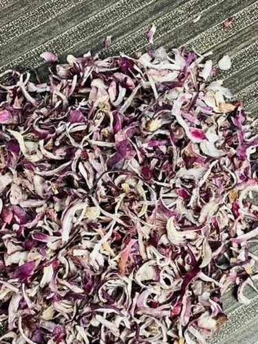 Dehydrated Red Onion Flakes