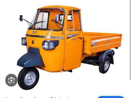 Loading Rickshaw - Displacement: Yes