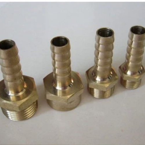 Brass hose nipple