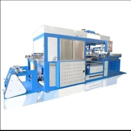 Vacuum Forming Machine