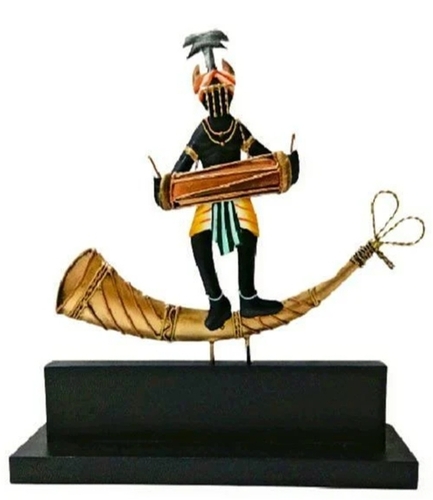 Memento Table Top Showpiece