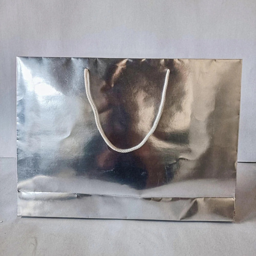 Paper Shopping Bag With Rope Handle